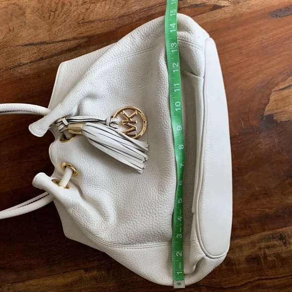 Michael Kors Purse - Picture 9 of 9